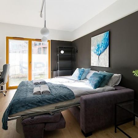 Modern Apt Next To Train Station Krakau Exterior foto